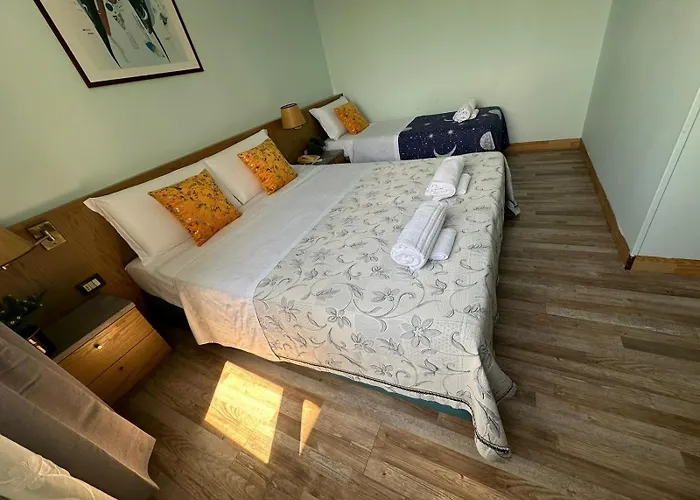 Hotel Raffaello Venice 3*